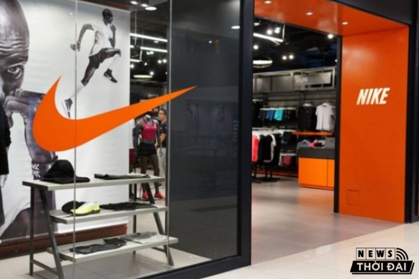Nike Aeon Long Biên