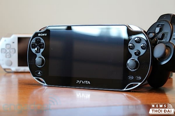 Máy chơi game cầm tay Sony PS Vita