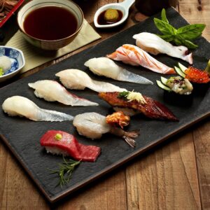 Sushi băng chuyền Dozo Sushi Dining