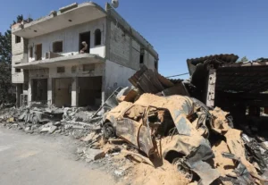 Israle - Nhà cửa ở Lebanon, Israel bị hư hại do tập kích lẫn nhau